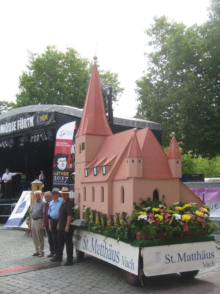 Fürth Festival: Gottesdienst auf der Fürther Freiheit mit Landesbischof Bedford-Strohm