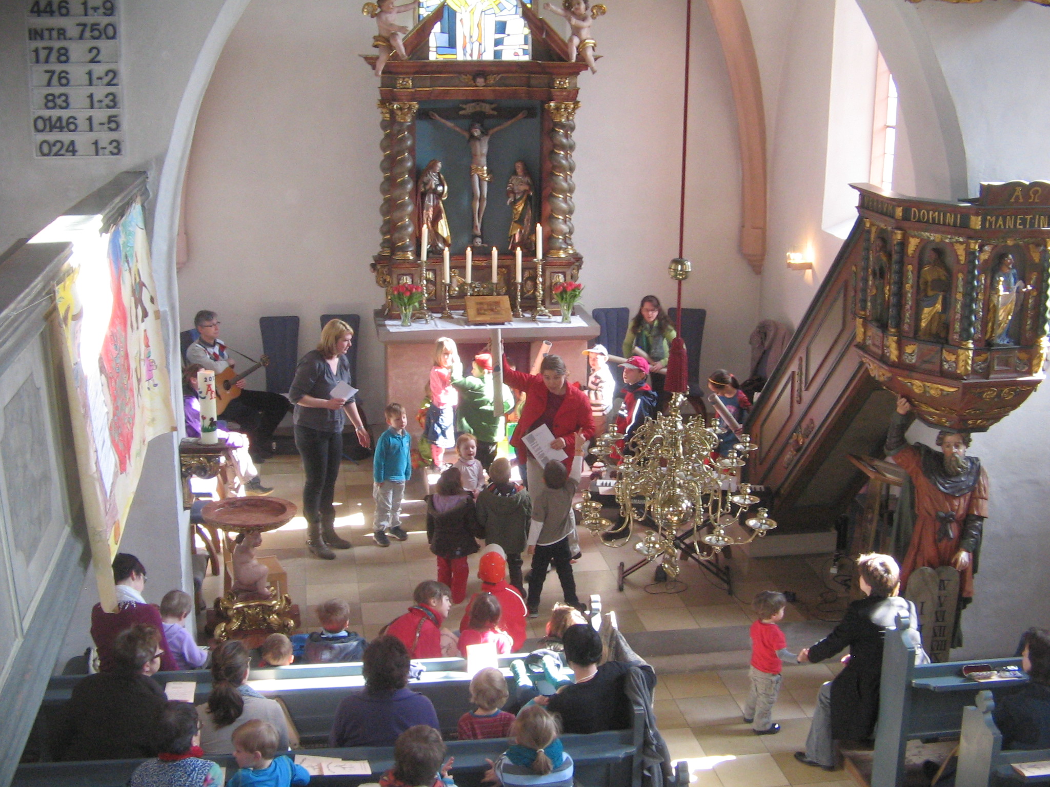 Kirche Kunterbunt