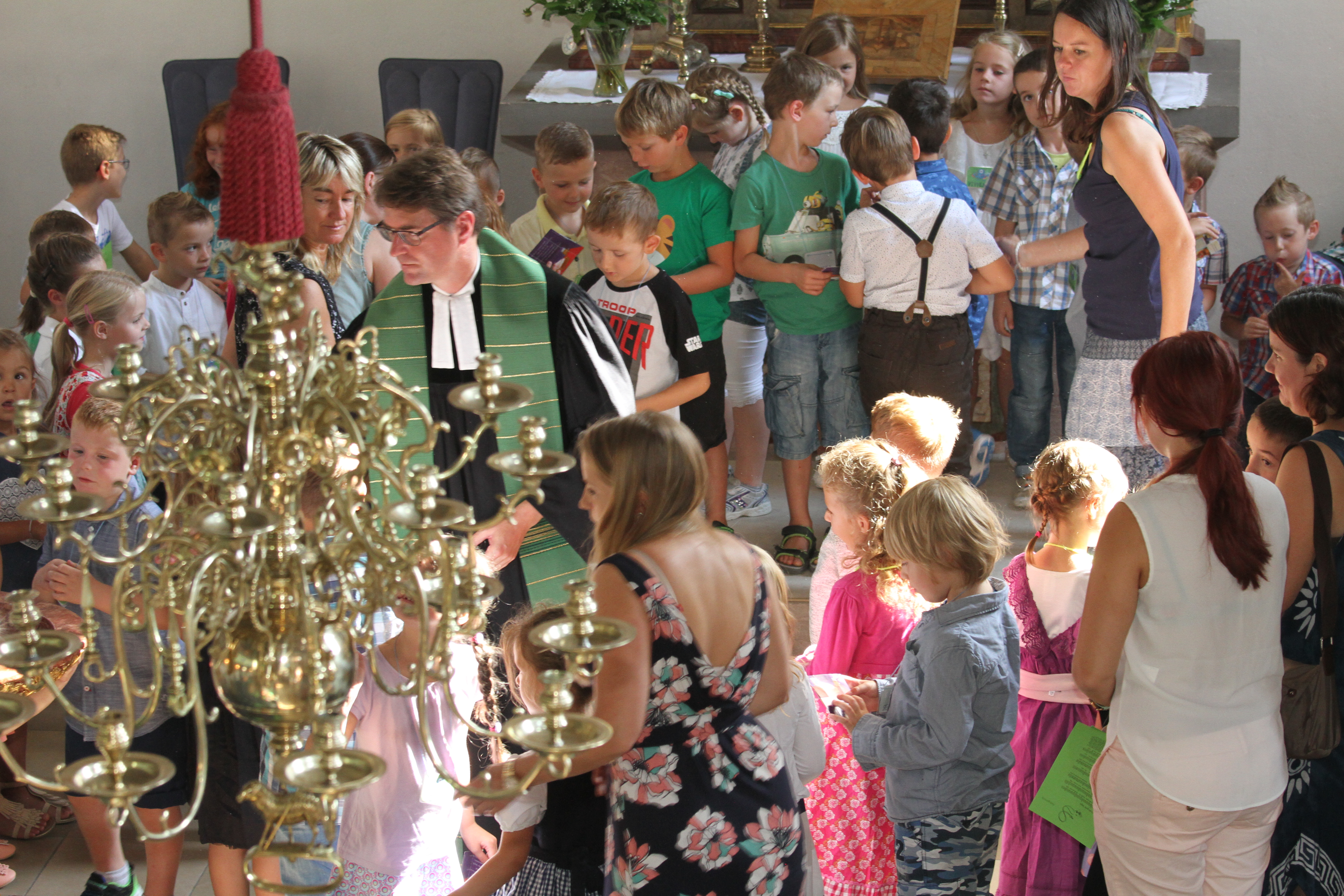 Schulanfangsgottesdienst der Grundschule: Klassen 3 und 4