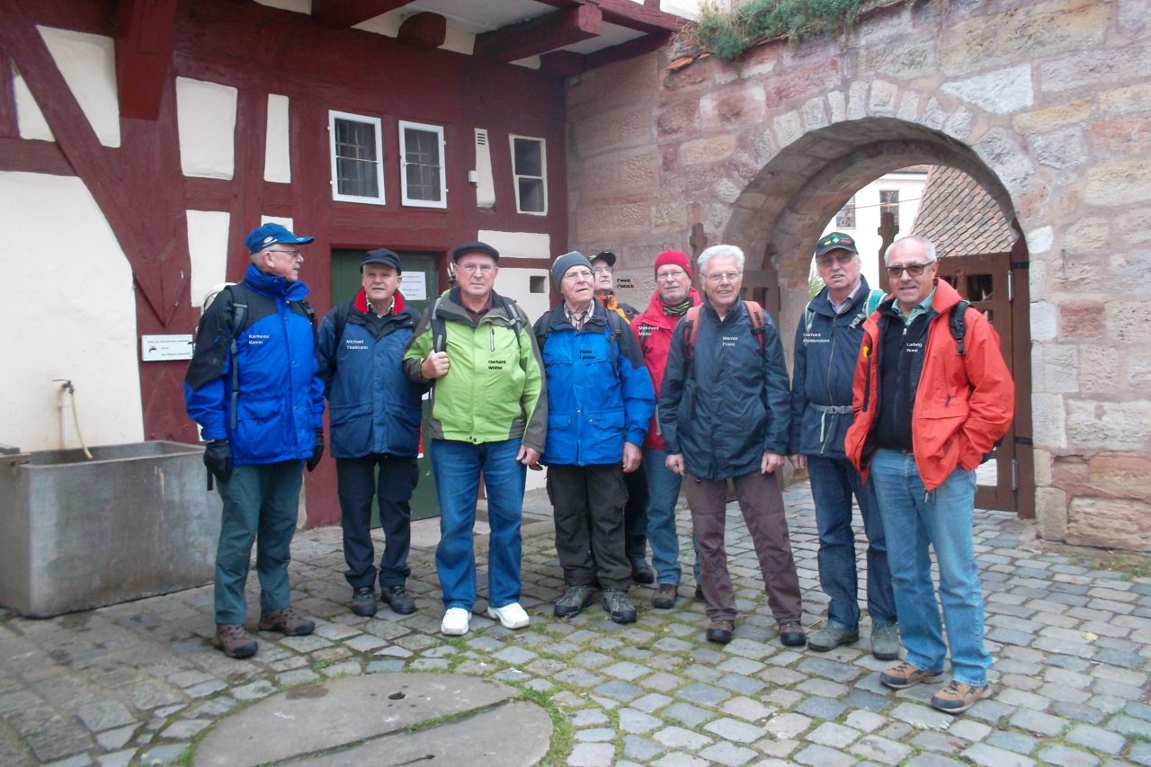 Männerrunde: Tageswanderung von Roßtal in die Münsterstadt Heilsbronn