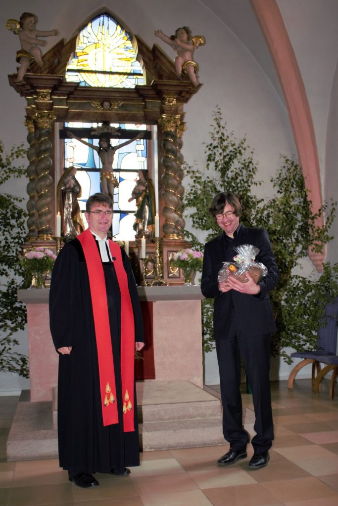Gottesdienst am Pfingstmontag mit Verabschiedung von Kirchenchorleiter Johannes Brinkmann